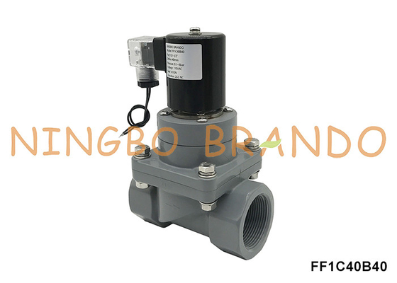 1-1/2' DN40 Anti Korosi CPVC Solenoid Valve Untuk Asam Kimia 220V 24V