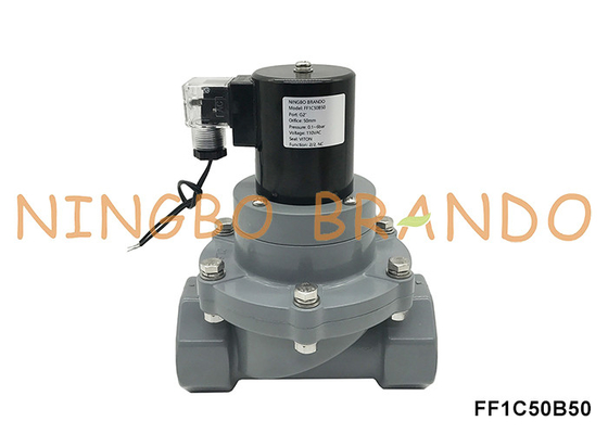 2' DN50 Anti Korosi Resistant CPVC Solenoid Valve Untuk Asam Kimia 24V 220V
